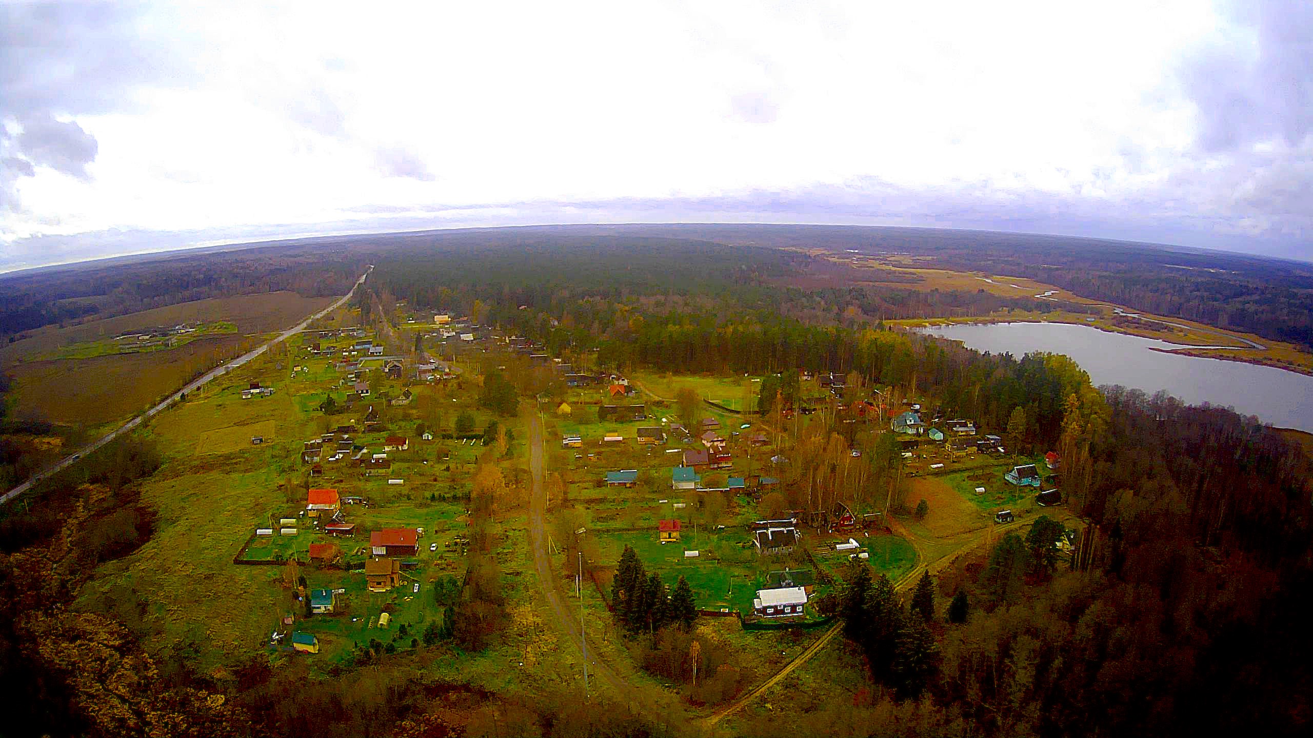 Осенние краски Мерёвского озера